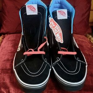 Size 13 Vans hightop shoes